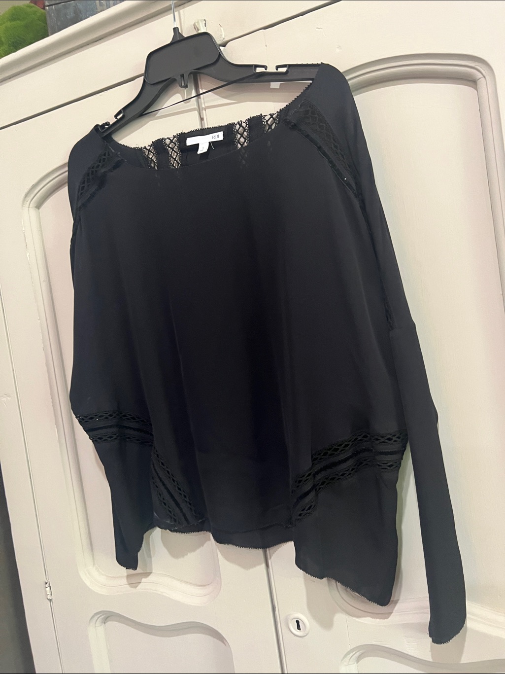 Black Lace-Trim Long Sleeve Blouse